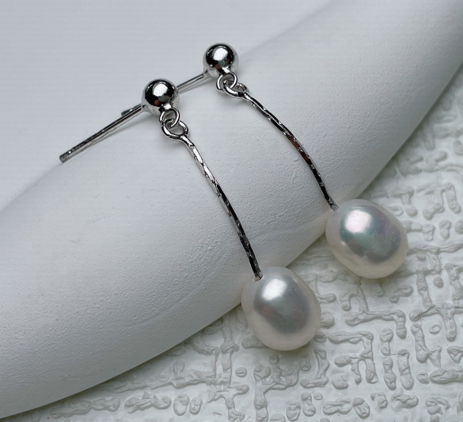 meter-shaped earrings