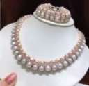 natural freshwater pearl necklace